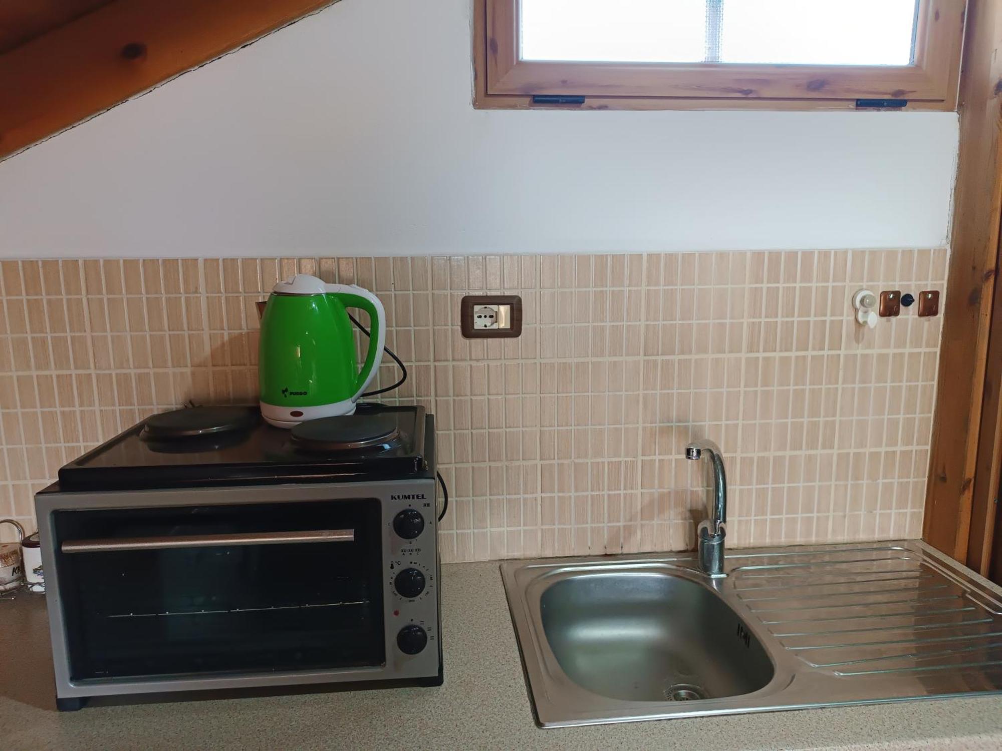 Guesthouse Eva Suite بيرات المظهر الخارجي الصورة